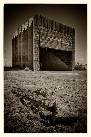 bunker Willy HDR07 20130511 0fxgs 3k