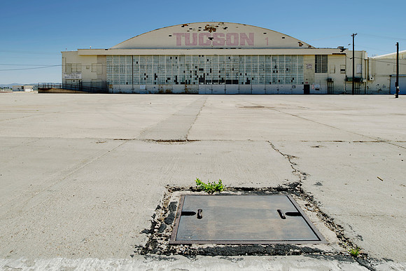 hangar Tucson airport HDR 20140413 02x 3k
