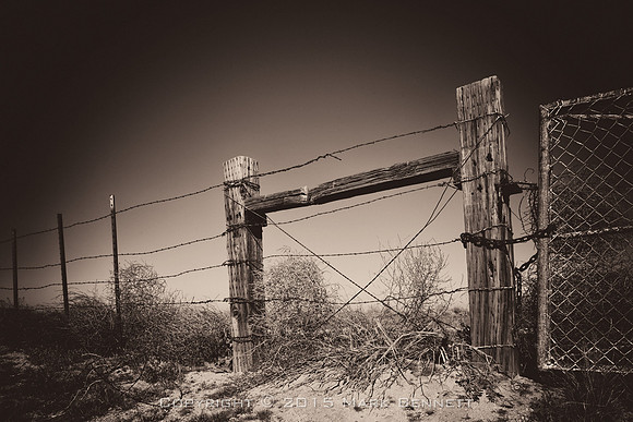 western fence 095