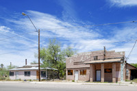 abandoned business Superior 20150712 2x