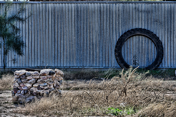 fenced plot Florence 20141207 0102xz