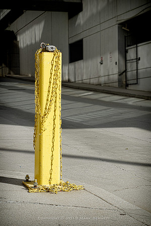 bollard Buckhead 20130321 10dxz